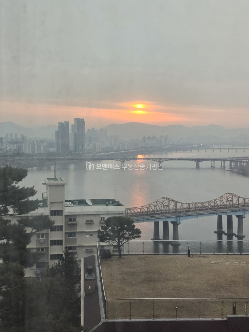 서울 용산구 한남동 1-44 1동 힐탑트레져 올수리 인테리어 환상 뷰 세대 매매 매물번호 15169 사진 26