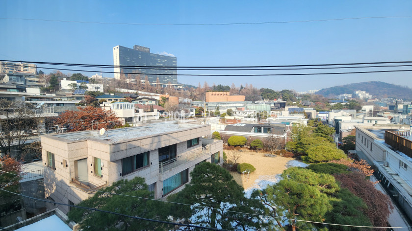 서울 용산구 한남동 뷰좋고 유니크한 한남동 전세집 MZ세대라면 좋아할 수밖에 없을듯 전세 매물번호 13805 사진 1