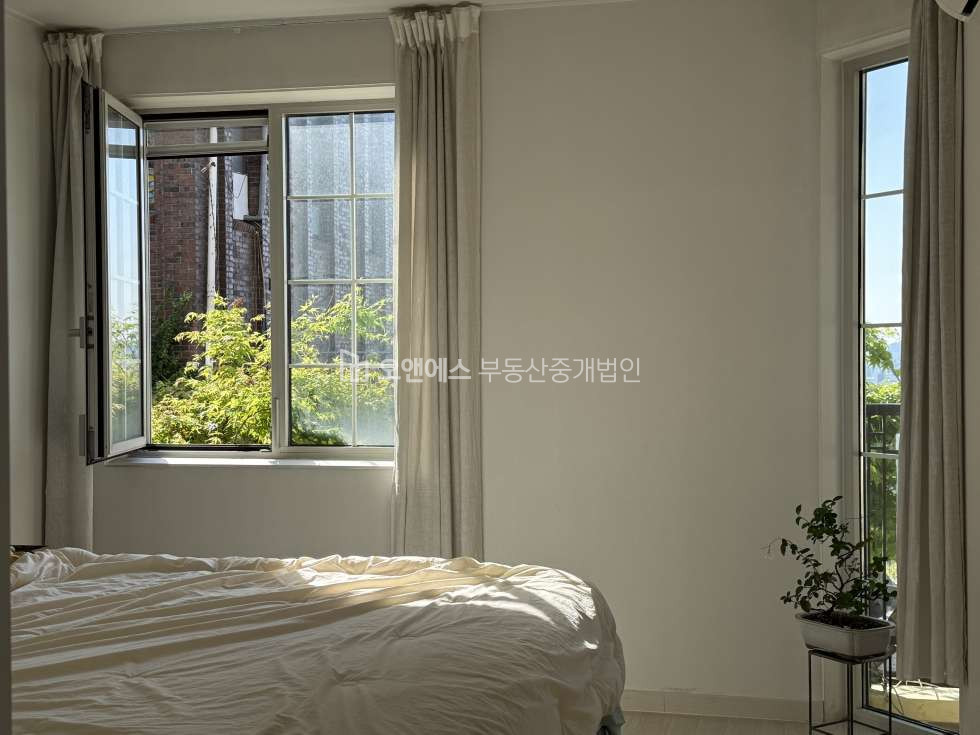 서울 용산구 이태원동 191-10 (오렌지카운티) 아름다운 정원이 있는 오렌지카운티 빌라 매매 매매 매물번호 15689 사진 9
