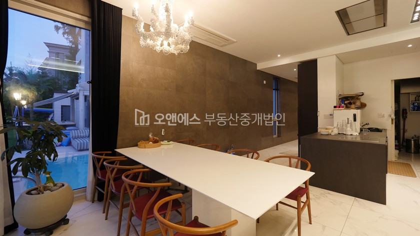 서울 용산구 한남동 유엔빌리지 한강뷰 수영장이 있는 단독주택 전세 전세 매물번호 14299 사진 6