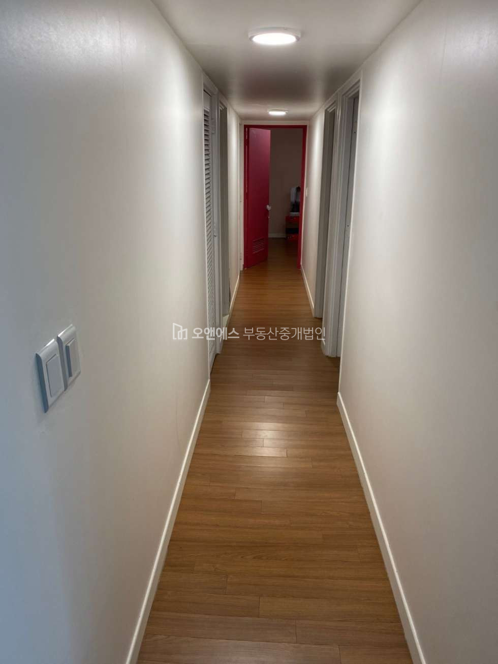 서울 용산구 한남동 726-74 남산을 품은 한남동 프리미엄 전세 | 남산맨션 39평 전세 매물번호 15690 사진 4