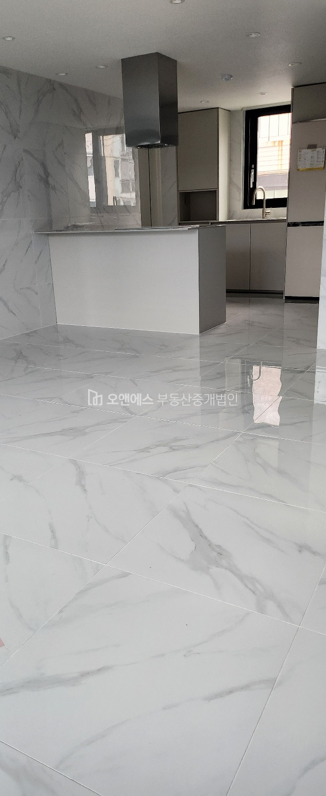 서울 용산구 이태원동 이태원역 인근 신축 단독테라스 주차가능 3룸 2화장실 매물 월세 매물번호 15710 사진 15