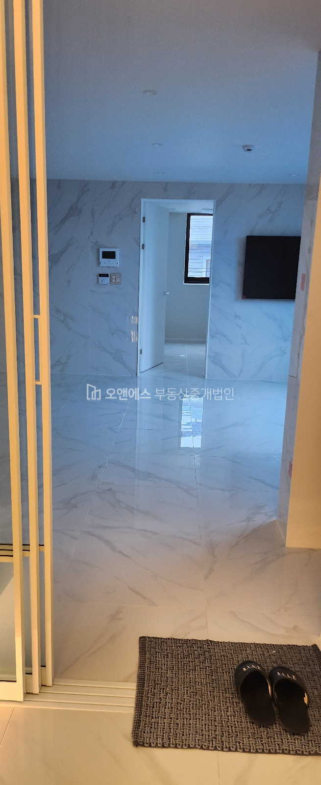서울 용산구 이태원동 이태원역 인근 신축 단독테라스 주차가능 3룸 2화장실 매물 월세 매물번호 15710 사진 18