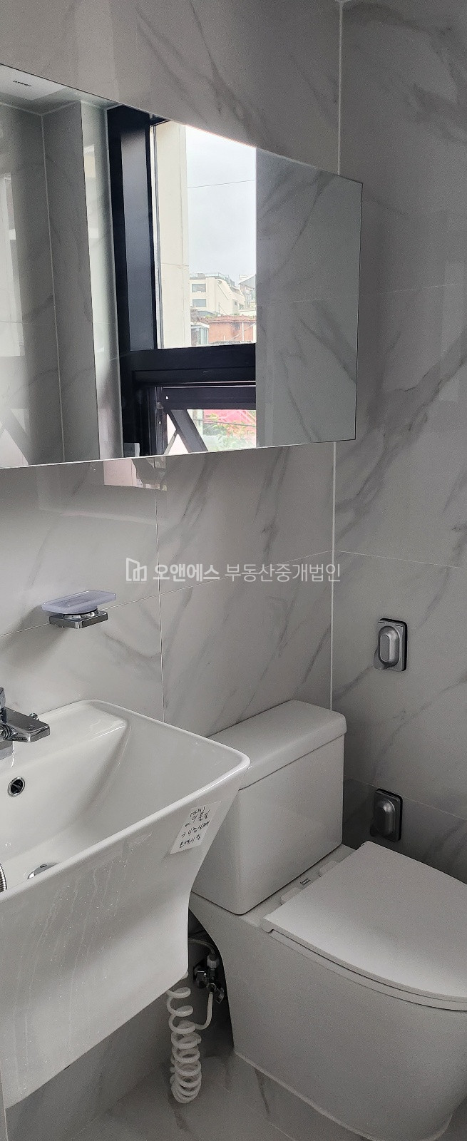 서울 용산구 이태원동 이태원역 인근 신축 단독테라스 주차가능 3룸 2화장실 매물 월세 매물번호 15710 사진 21