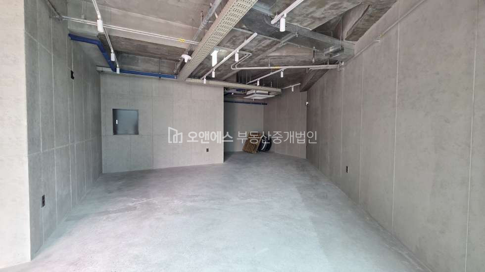 서울 용산구 한남동 유엔빌리지 신축 근생 임대 월세 매물번호 15490 사진 2