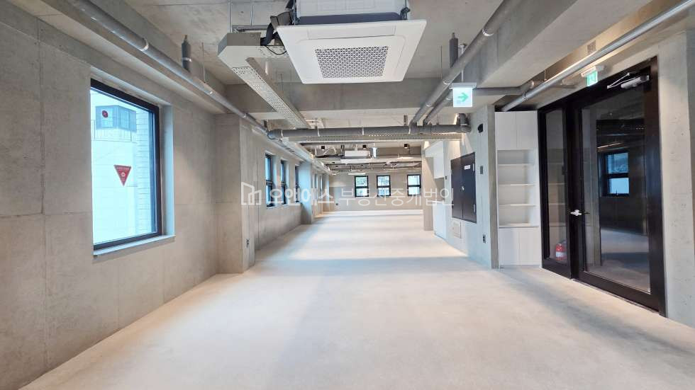 서울 용산구 한남동 유엔빌리지 신축 근생 임대 월세 매물번호 14804 사진 1