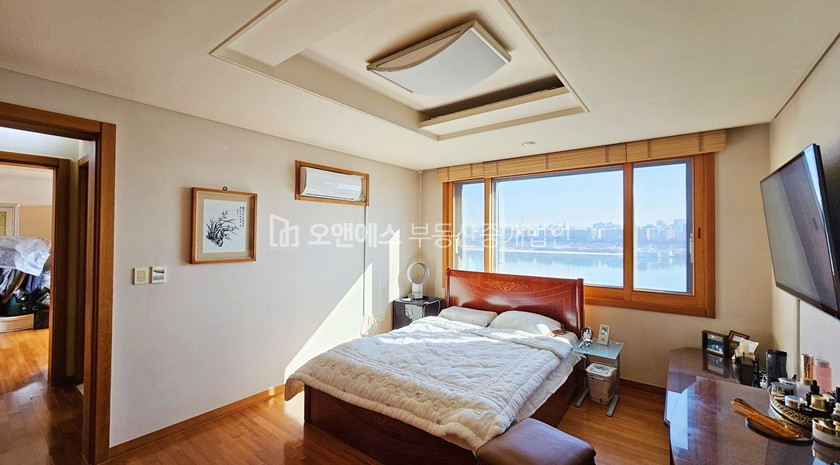 서울 용산구 한남동 11-32, 준빌라4차 UN빌리지 한강뷰 펜트하우스 매매 매물번호 13824 사진 19