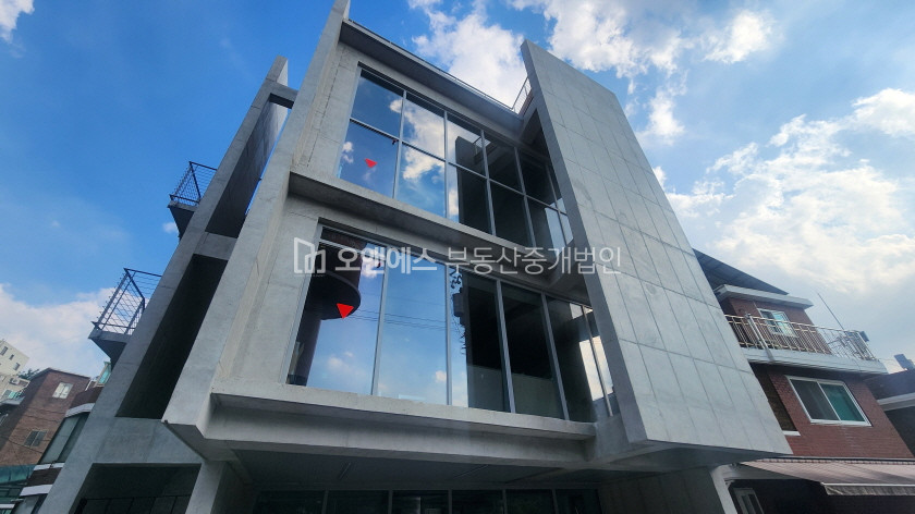 서울 용산구 이태원동 주건축물제1동 사옥O 신축급 남산뷰 복층형 월세 매물번호 15120 사진 19