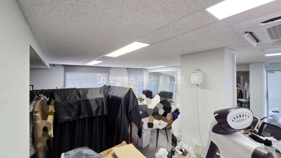 서울 용산구 한남동 유엔빌리지 사무실 임대 월세 매물번호 15715 사진 1