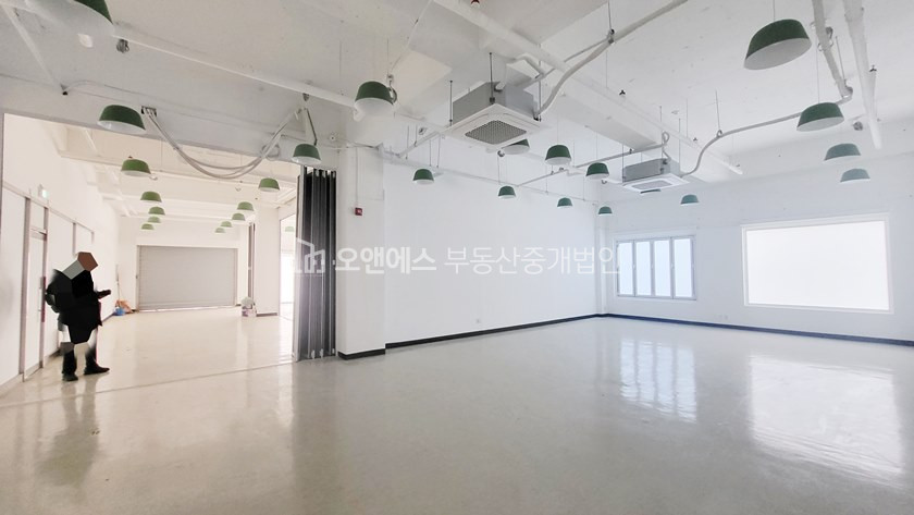 서울 용산구 청파동2가 대형평수 사무실 자리좋은 숙대입구역 메인도로 월세 매물번호 12596 사진 7