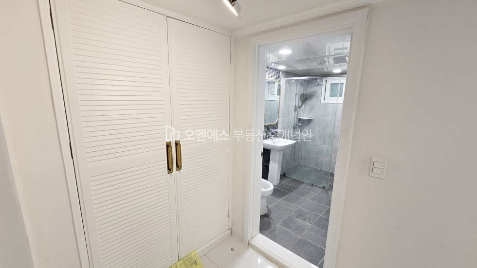 서울 용산구 한남동 1-35 한남동 대표 입지, 실거주 만족도 높은 유엔맨션 월세 매물번호 15585 사진 3