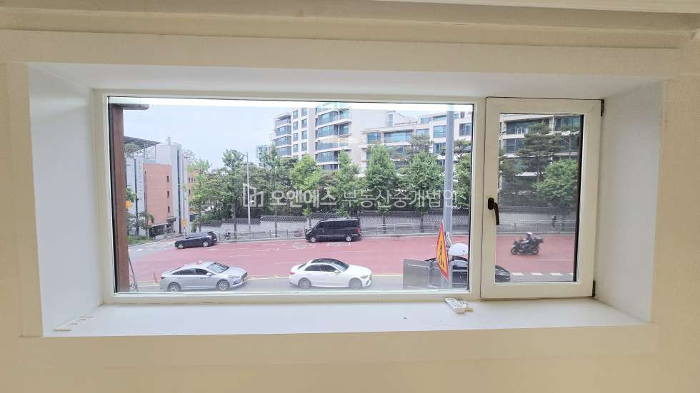 서울 용산구 한남동 1-35 한남동 대표 입지, 실거주 만족도 높은 유엔맨션 월세 매물번호 15585 사진 7