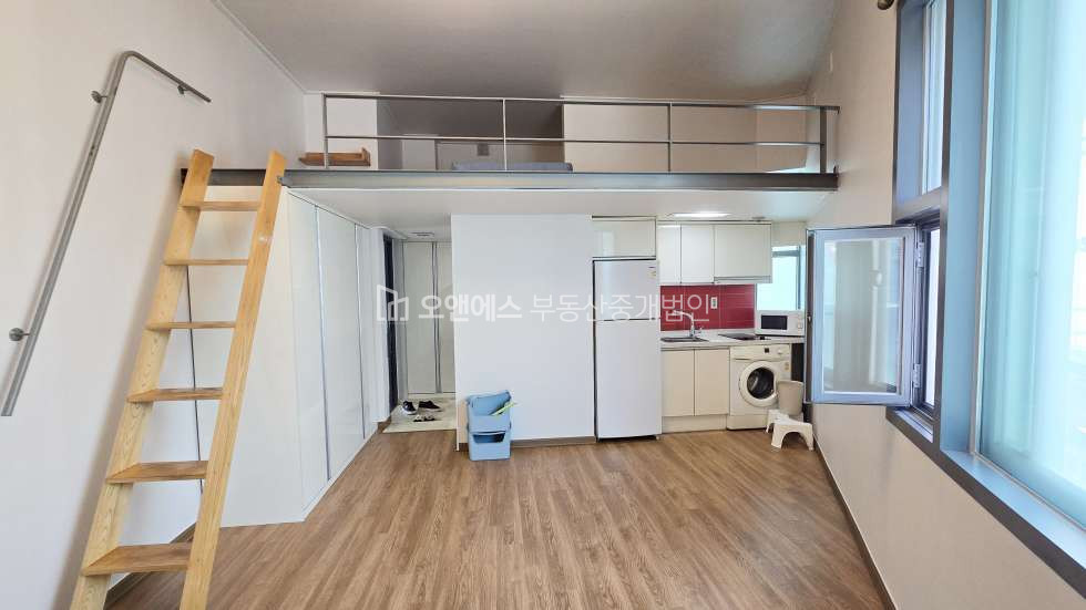 서울 용산구 한남동 683-1 카페거리 중심! 즉시입주 가능한 복층 전세 전세 매물번호 15725 사진 1