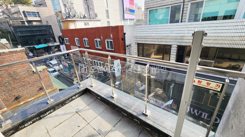 서울 용산구 이태원동 전면 통창 입지적 조건 좋은 상가 사무실 월세 매물번호 13958 사진 2