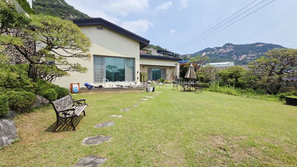서울 종로구 평창동 2세대 분리거주 가능한 평창동 단독주택 매매 매물번호 15667 사진 5