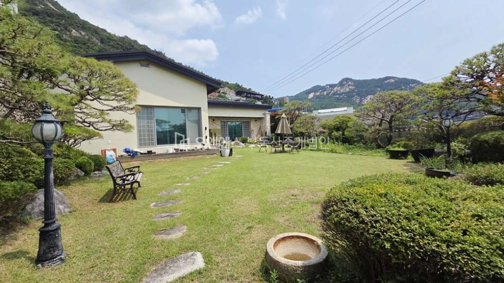 서울 종로구 평창동 2세대 분리거주 가능한 평창동 단독주택 매매 매물번호 15667 사진 7