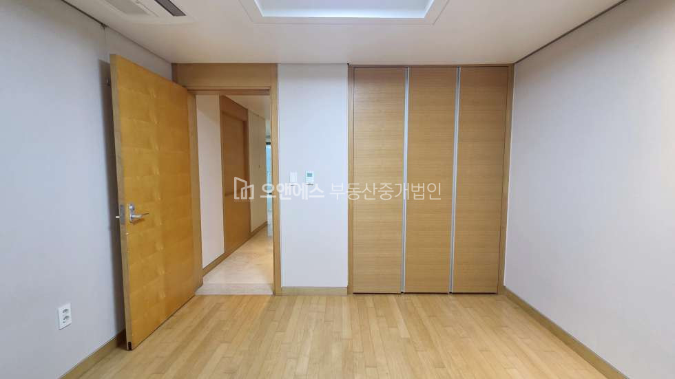 서울 용산구 한남동 653-15 (바우 하우스) 한남동 순천향대라인 바우하우스 고급빌라 렌트 월세 매물번호 15766 사진 7
