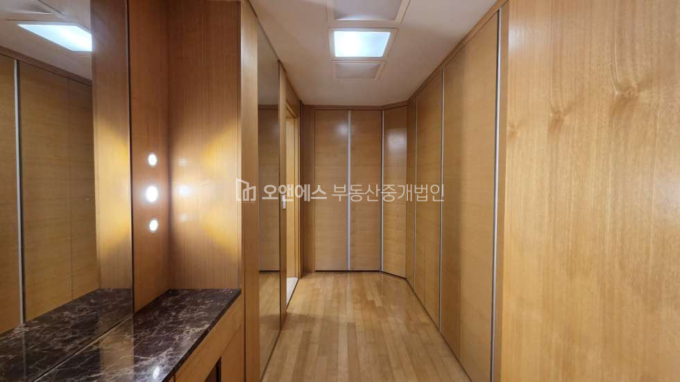 서울 용산구 한남동 653-15 (바우 하우스) 한남동 순천향대라인 바우하우스 고급빌라 렌트 월세 매물번호 15766 사진 16
