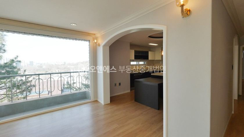 서울 용산구 이태원동 198-16, 마운틴뷰 101호 초록뷰가 멋진 이태원 고급빌라 렌트 월세 매물번호 13281 사진 8
