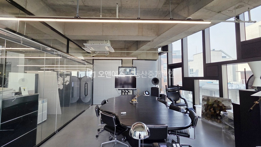 서울 용산구 한남동 이태원로 대로변 디자인 사무실 임대 월세 매물번호 14197 사진 5