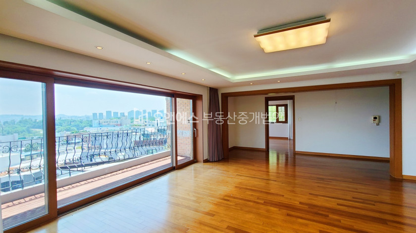 서울 용산구 이태원동 이태원동 씨티뷰가 멋진 고급빌라 렌트 월세 매물번호 11354 사진 1