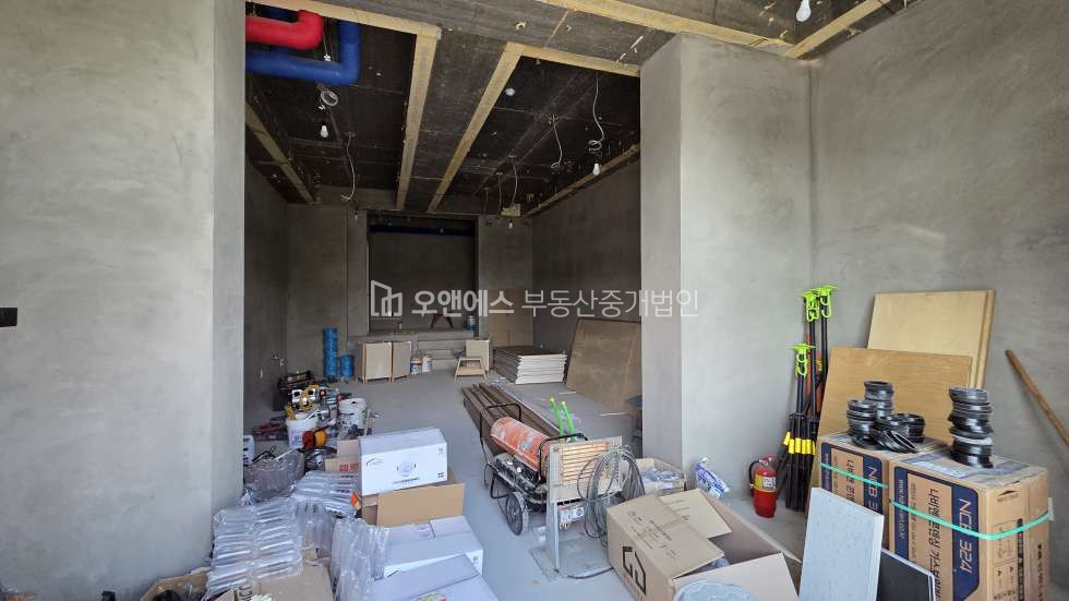 서울 용산구 서빙고동 서빙고역 인근 신축 건물 사무실/상가자리 월세 매물번호 15617 사진 1