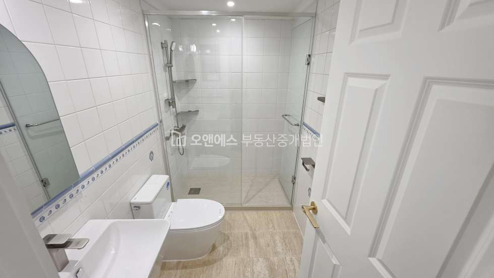 서울 용산구 한남동 653-44 순천향대학교 인근 SOD1차 고급빌라 올수리 세대 임대 월세 매물번호 15793 사진 12