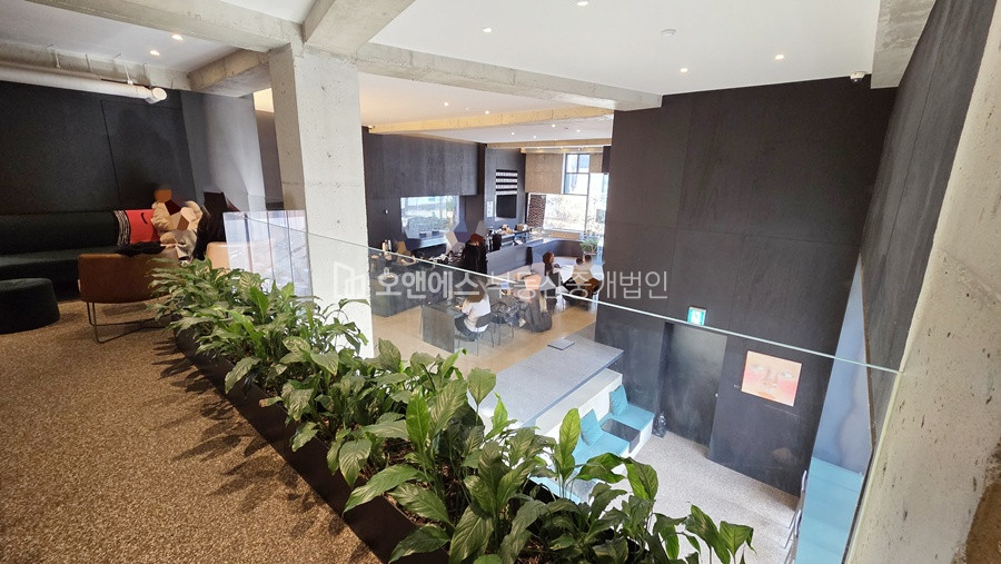 서울 용산구 한남동 독서당로 대로변 무권리 1층 상가 월세 매물번호 15374 사진 4