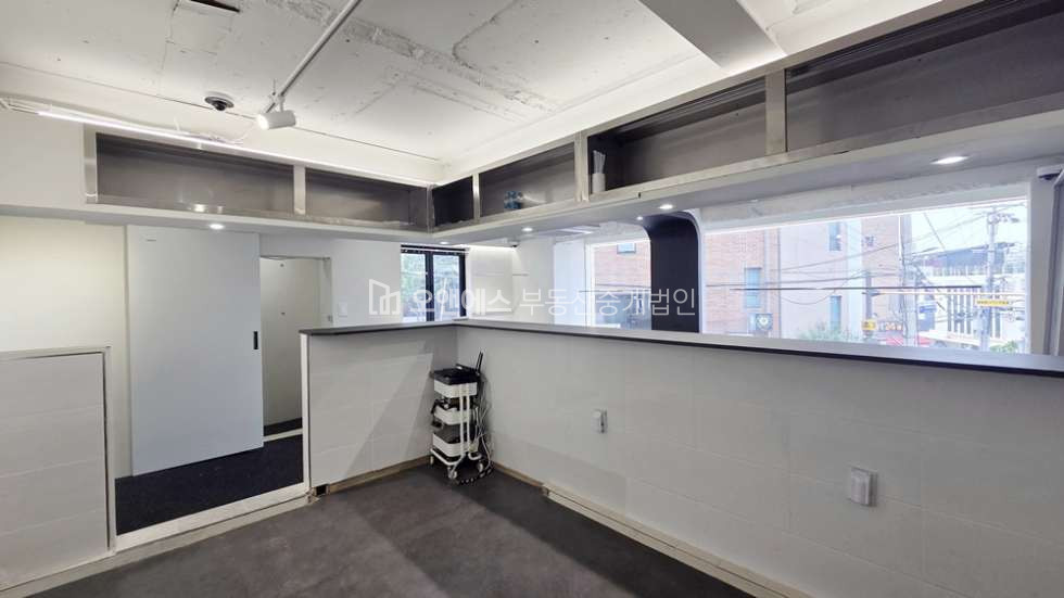 서울 용산구 이태원동 경리단길 소형사무실 예쁜 쇼룸 /사무실 추천 월세 매물번호 15563 사진 9