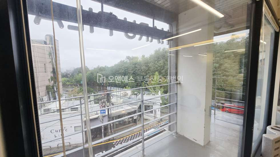 서울 용산구 이태원동 녹사평역 노출과 인테리어, 개방감 좋은 2층 상가 임대 월세 매물번호 15587 사진 16