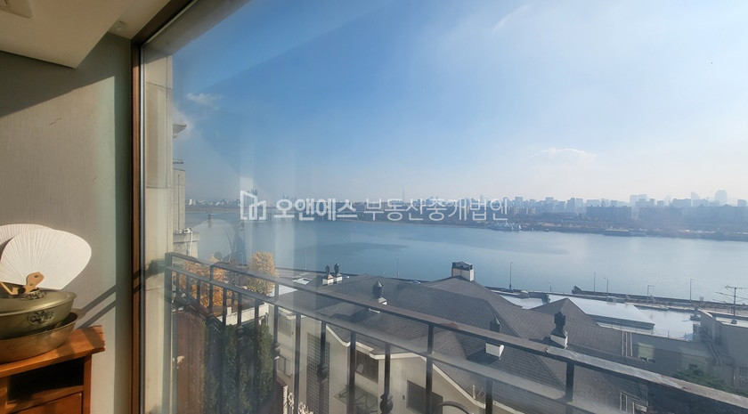 서울 용산구 한남동 유엔빌리지내 한강뷰 고급 빌라 매매 매매 매물번호 12657 사진 4