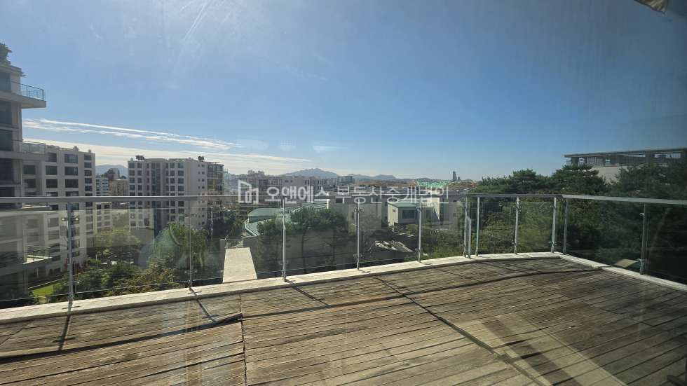 서울 용산구 한남동 810 107동 한남더힐 팬트 100평 매매 매매 매물번호 15799 사진 2