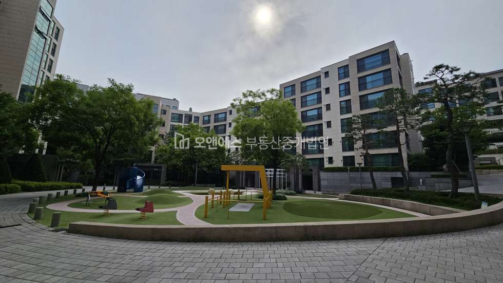 서울 용산구 한남동 810 107동 한남더힐 팬트 100평 매매 매매 매물번호 15799 사진 3