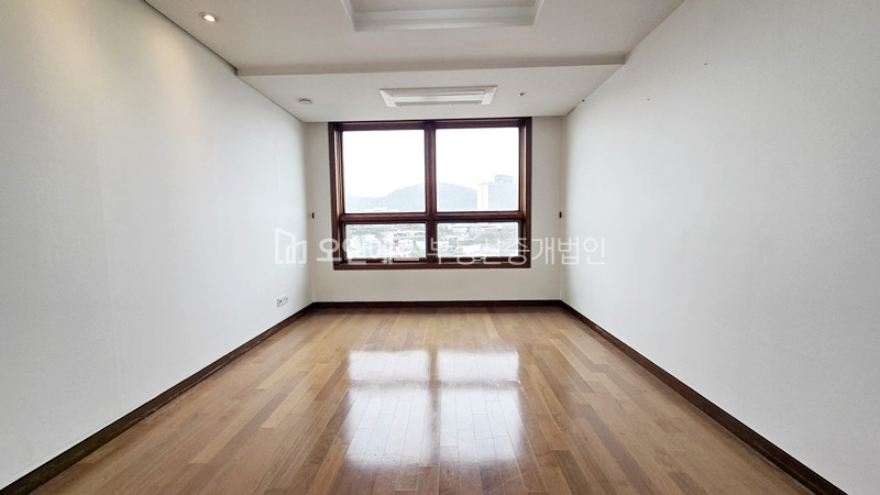 서울 용산구 이태원동 124-1 준아트빌동, 제13층 제 이태원고급아파트, 대로변 위치 주차편한 준아트빌 렌트 월세 매물번호 15803 사진 8