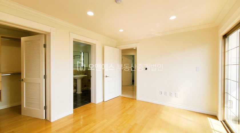 서울 용산구 동빙고동 1-7, 컴팩트클래식 601호 리모델링 완료된 복층 고급빌라 렌트 월세 매물번호 14945 사진 13