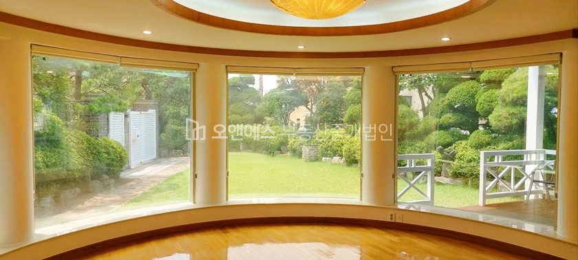서울 용산구 이태원동 205-38, 이태원하우스120 101호 이태원동 대형 정원세대 외국인전용 고급빌라 렌트 월세 매물번호 15810 사진 1