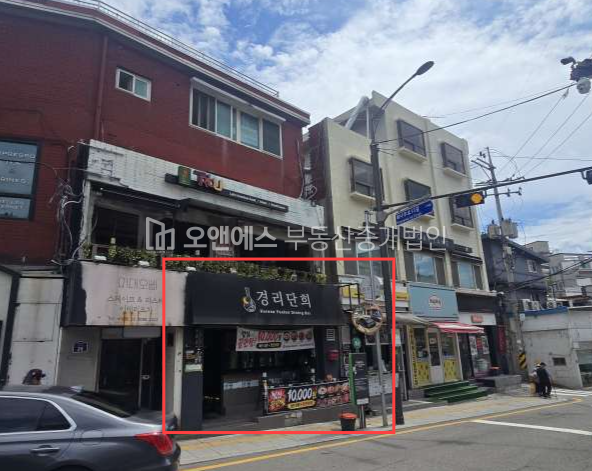 서울 용산구 이태원동 경리단길 메인 코너길 유동인구 많은 상가 매물 월세 매물번호 15678 사진 1