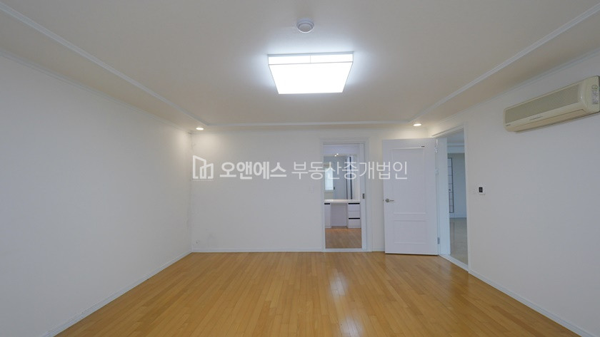 서울 용산구 한남동 유엔빌리지 수리된 화이트톤 복층빌라 전세 전세 매물번호 12707 사진 7