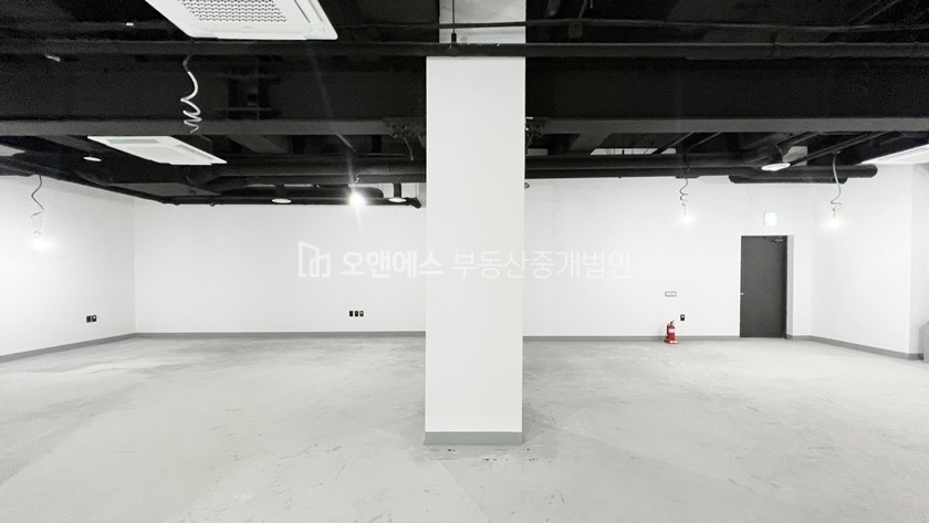 서울 중구 오장동 동대문역사공원역 도보 5분거리 내 지하 사무실 월세 매물번호 12808 사진 1