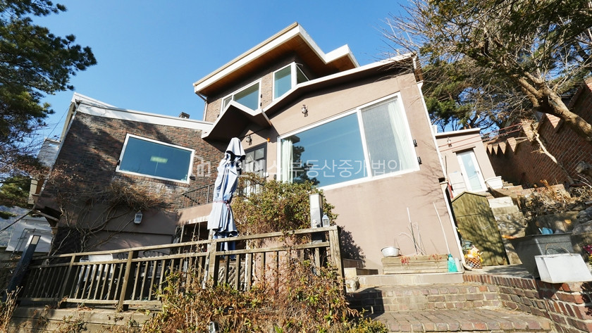 서울 종로구 평창동 전망좋은 주차 및 쾌적한 평창 단독주택 매매 매물번호 12822 사진 1