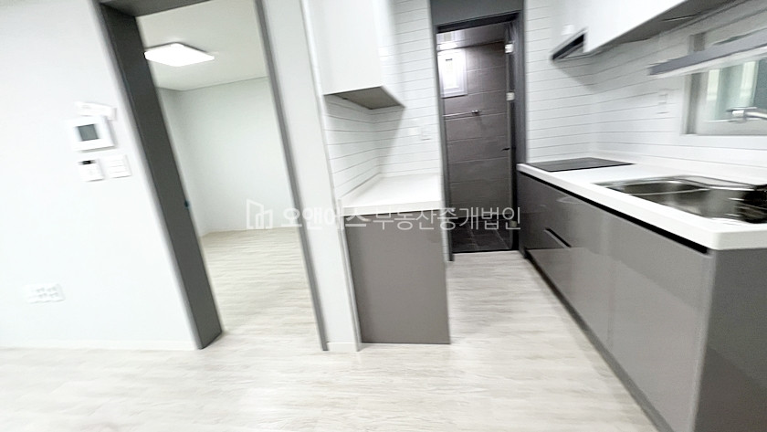 서울 성북구 성북동 복층, 발코니로 이루어진 신축 전세 전세 매물번호 13049 사진 3