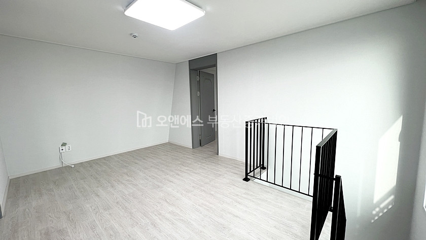 서울 성북구 성북동 복층, 발코니로 이루어진 신축 전세 전세 매물번호 13049 사진 11