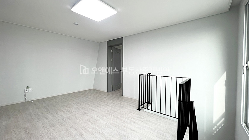 서울 성북구 성북동 복층, 발코니로 이루어진 신축 전세 전세 매물번호 13049 사진 12