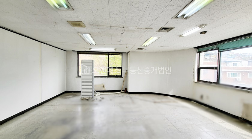 서울 용산구 이태원동 이태원로 대로변 대형평수 사무실 월세 매물번호 13142 사진 6