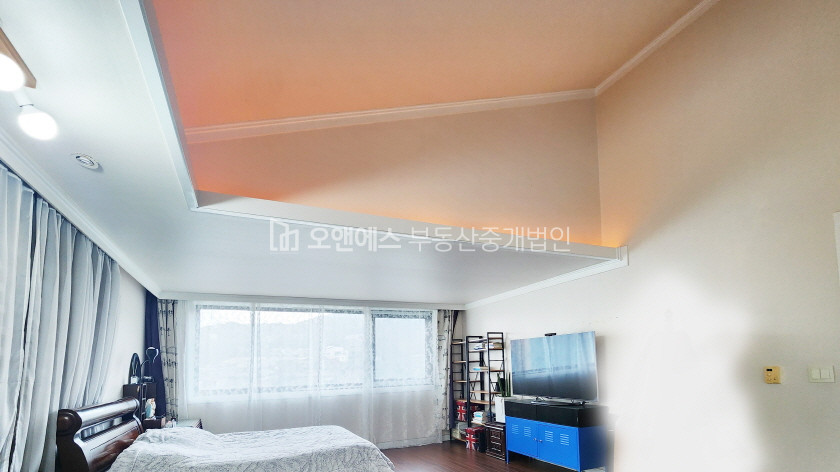 서울 종로구 평창동 멋진 뷰와 넉넉한 공간 햇빛 가득한 컨디션 좋은 평창동 단독주택 매매 매물번호 13181 사진 6