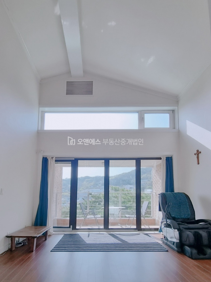서울 종로구 평창동 멋진 뷰와 넉넉한 공간 햇빛 가득한 컨디션 좋은 평창동 단독주택 매매 매물번호 13181 사진 17