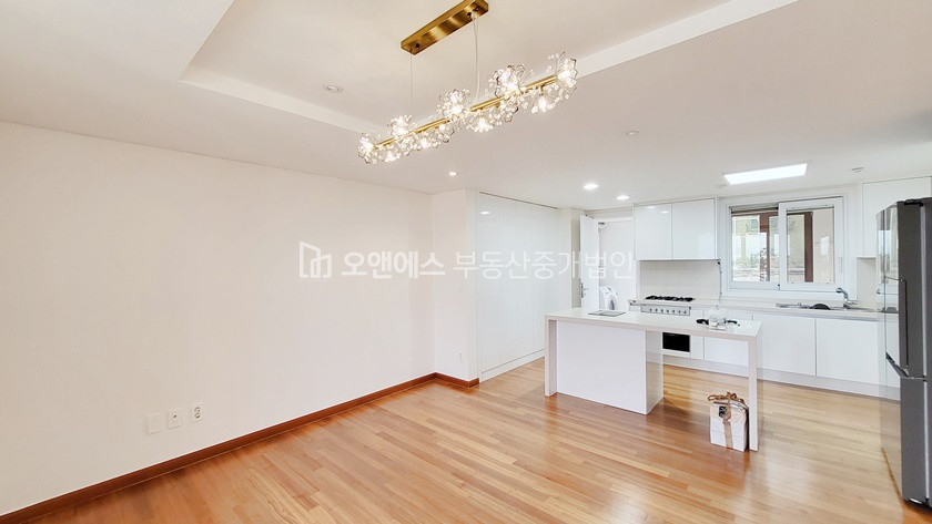 서울 용산구 한남동 유엔빌리지 한강조망 복층 렌트 월세 매물번호 13184 사진 8
