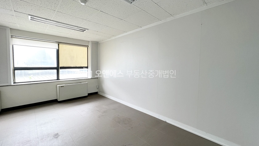 서울 중구 광희동1가 약 64평 대형평수 사무실 업무용도 좋은 컨디션 월세 매물번호 13207 사진 4