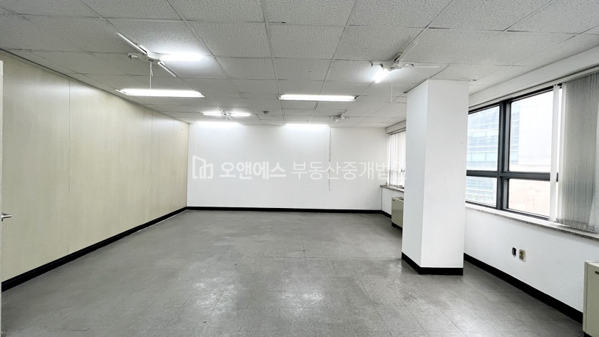 서울 중구 광희동1가 약 64평 대형평수 사무실 업무용도 좋은 컨디션 월세 매물번호 13211 사진 5