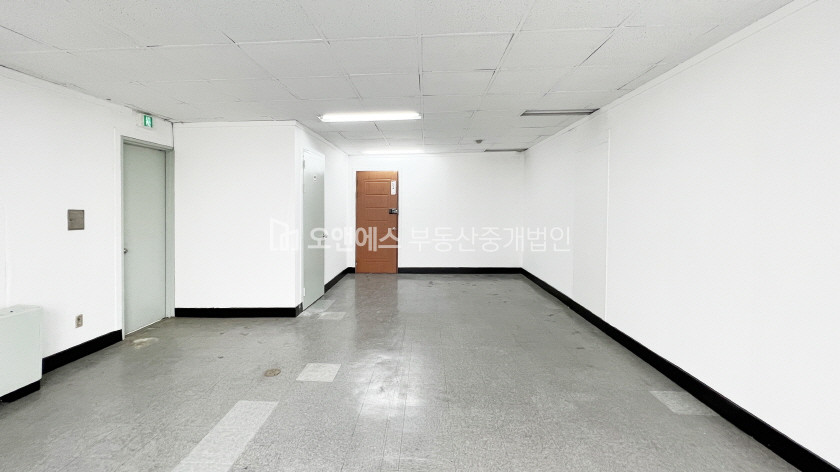 서울 중구 광희동1가 임대료 합리적인 소형평수 사무실 월세 매물번호 13215 사진 4